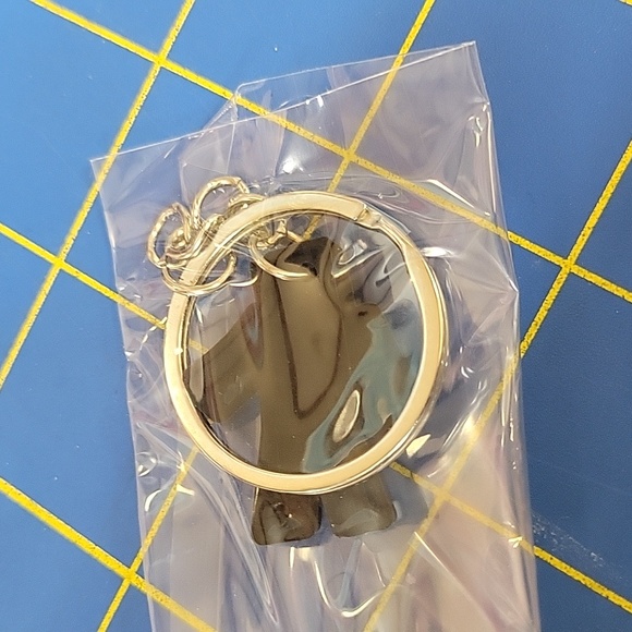 Minecraft Steve Character Keyring - Picture 2 of 2